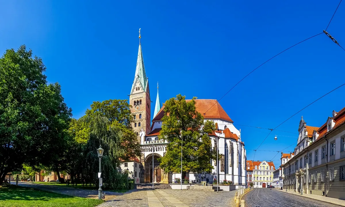Gebäudereinigung in Augsburg | Ö&I Clean Group GmbH